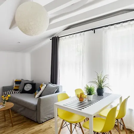 Viu Helska Apartamento *